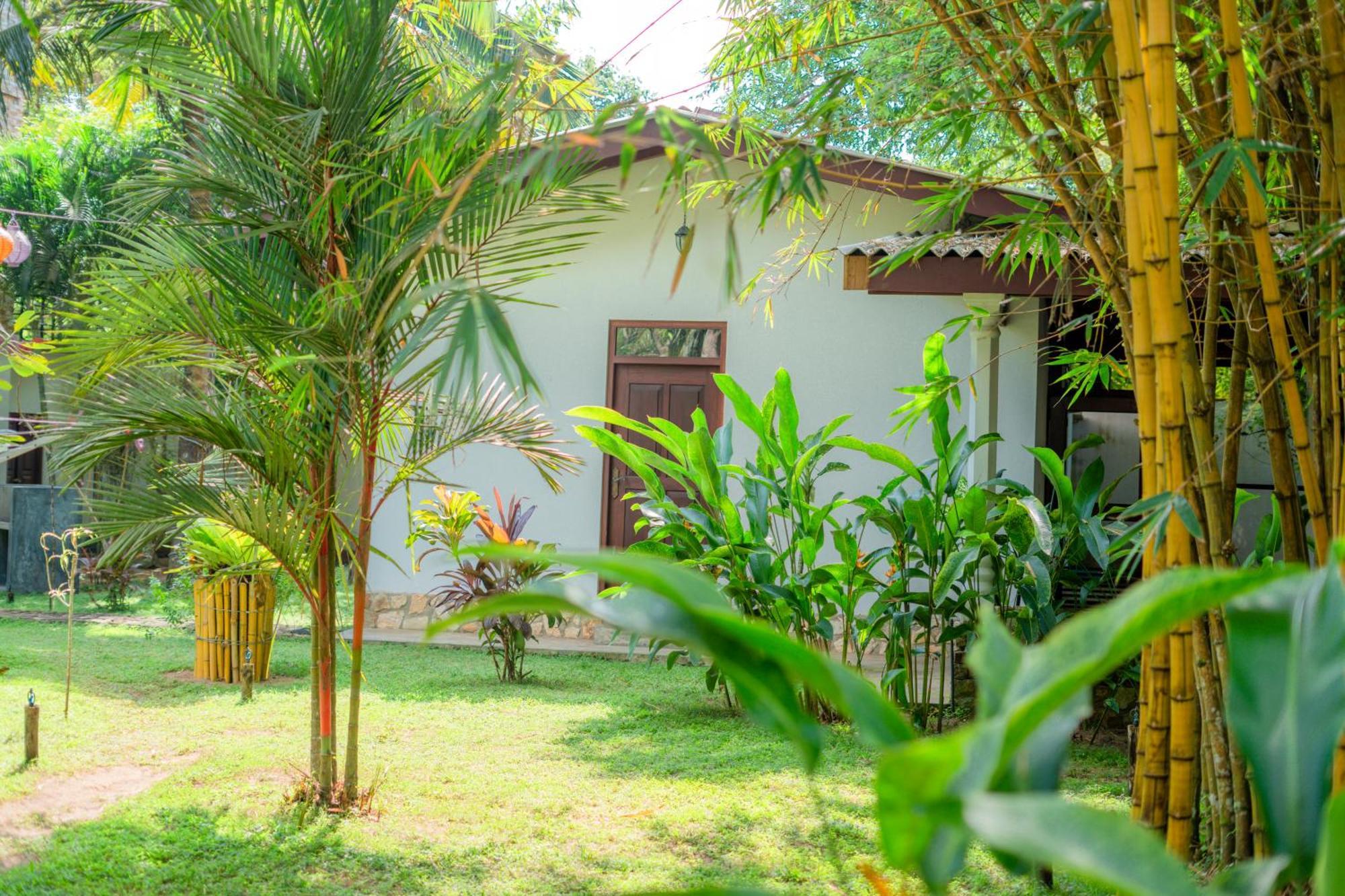 Villa Lanka Relax Хіккадува Екстер'єр фото
